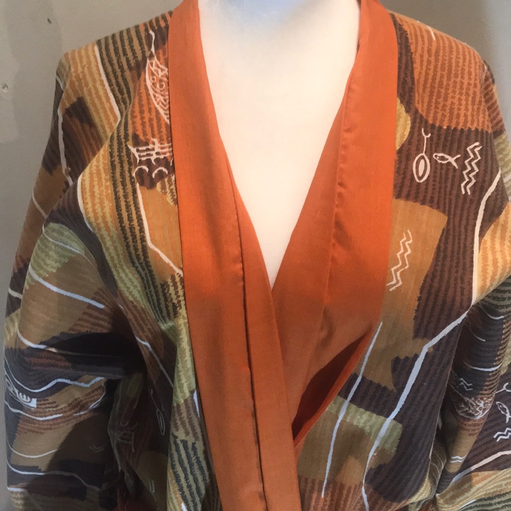 “VINTAGE” MCM Fabric Style Reversable EUC Robe. - Picture 6 of 13